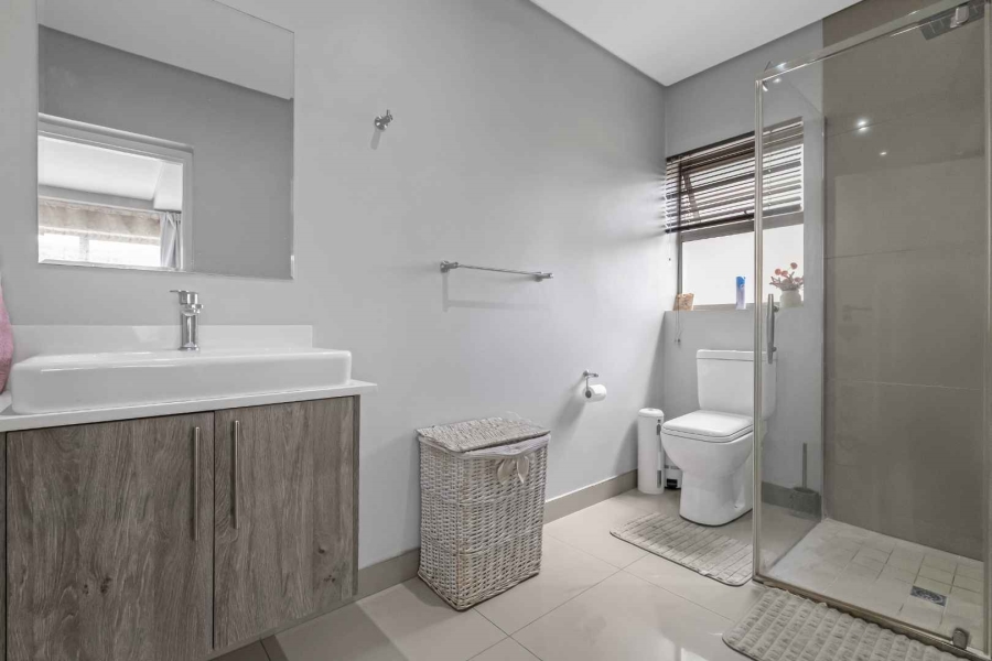 2 Bedroom Property for Sale in Broadacres Gauteng