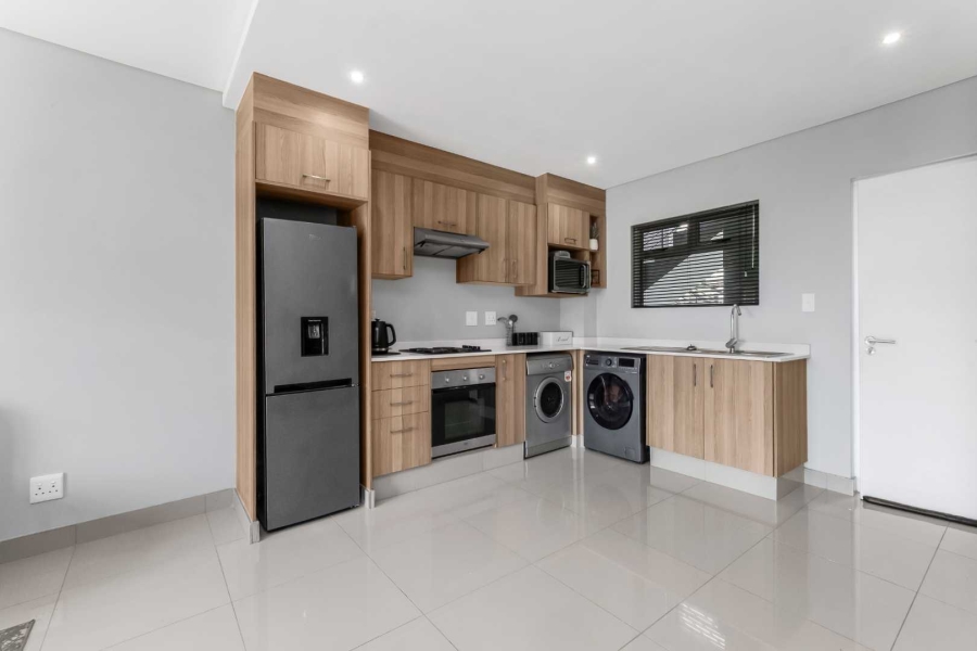 2 Bedroom Property for Sale in Broadacres Gauteng