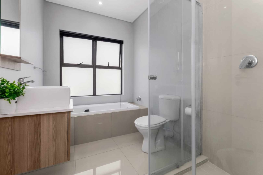 2 Bedroom Property for Sale in Broadacres Gauteng