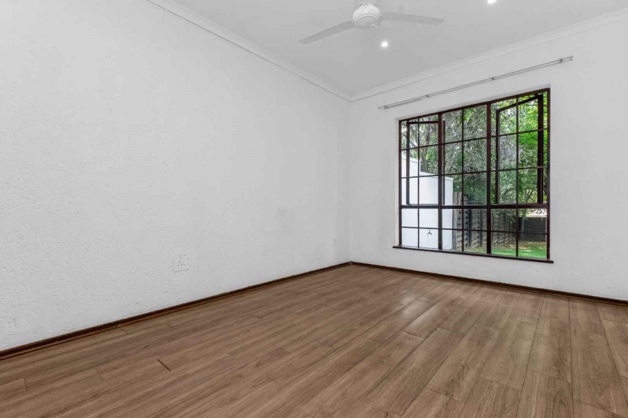 2 Bedroom Property for Sale in Broadacres Gauteng