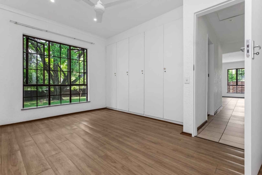 2 Bedroom Property for Sale in Broadacres Gauteng
