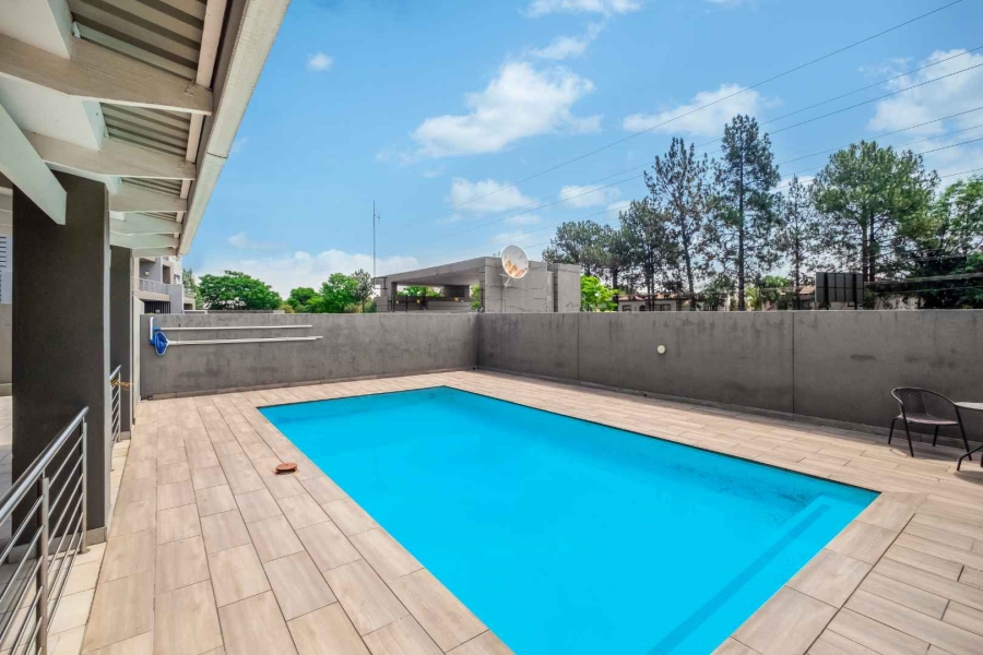 2 Bedroom Property for Sale in Broadacres Gauteng