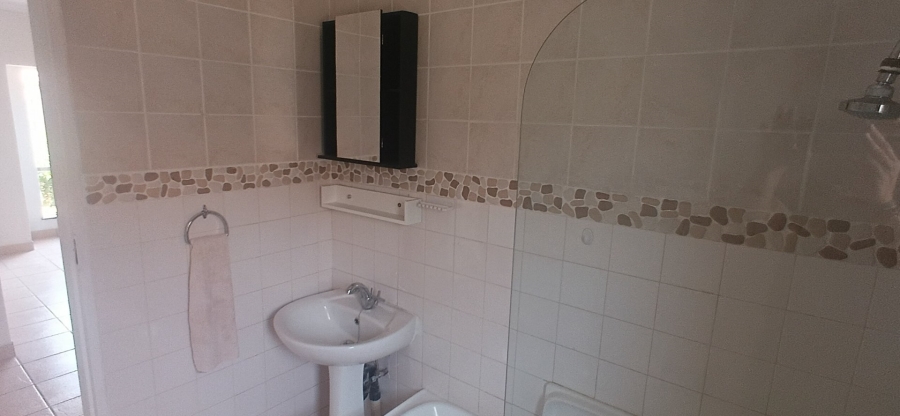 2 Bedroom Property for Sale in Birchleigh North Gauteng