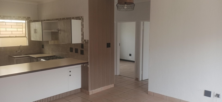 2 Bedroom Property for Sale in Birchleigh North Gauteng