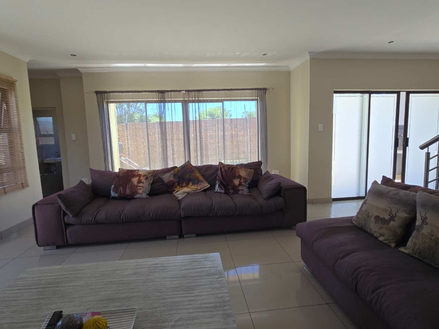 3 Bedroom Property for Sale in Zambezi Manor Lifestyle Estate Gauteng