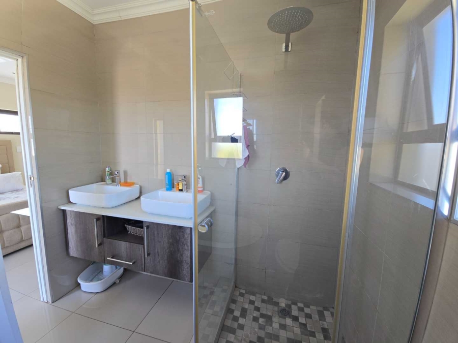 3 Bedroom Property for Sale in Zambezi Manor Lifestyle Estate Gauteng