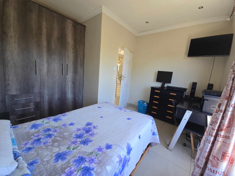 3 Bedroom Property for Sale in Zambezi Manor Lifestyle Estate Gauteng