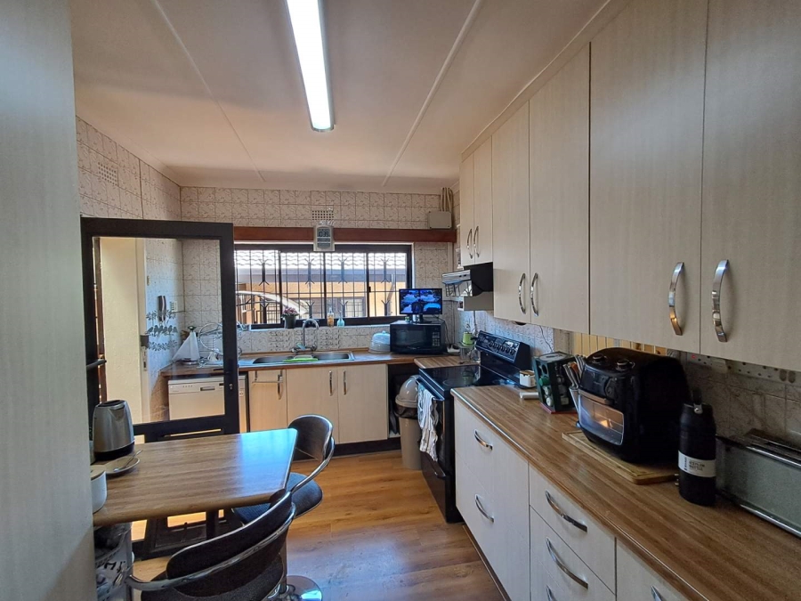 4 Bedroom Property for Sale in Alan Manor Gauteng