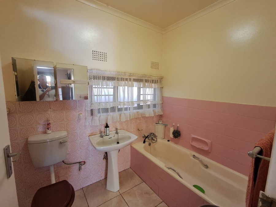 4 Bedroom Property for Sale in Alan Manor Gauteng