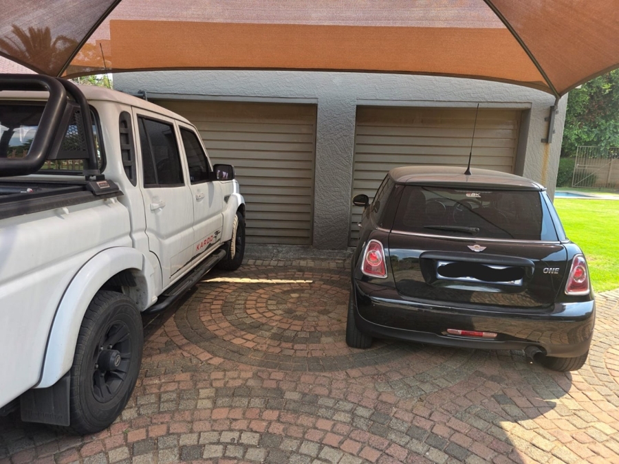 4 Bedroom Property for Sale in Brackenhurst Gauteng