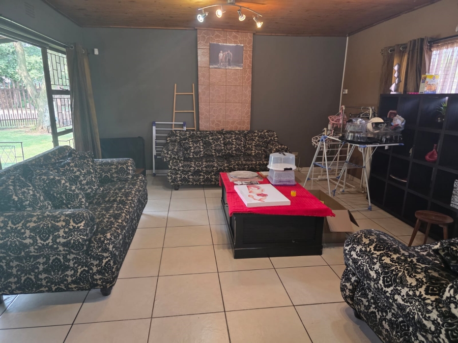 4 Bedroom Property for Sale in Brackenhurst Gauteng