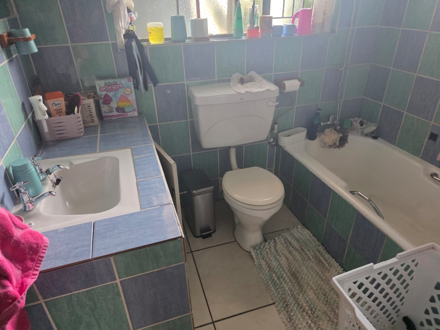 4 Bedroom Property for Sale in Brackenhurst Gauteng