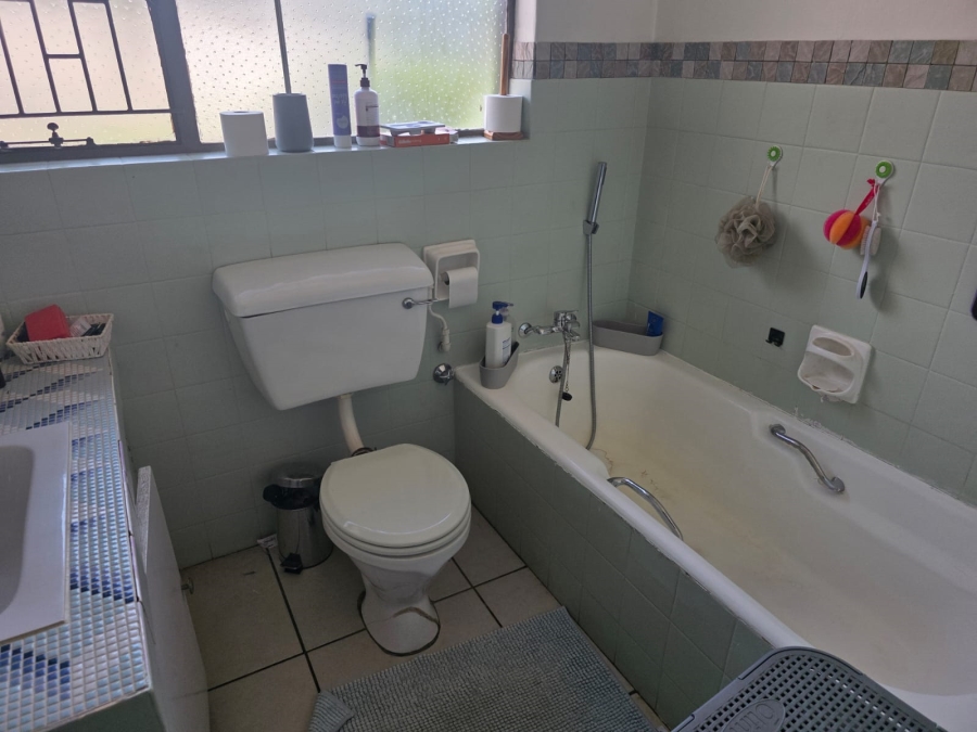 4 Bedroom Property for Sale in Brackenhurst Gauteng