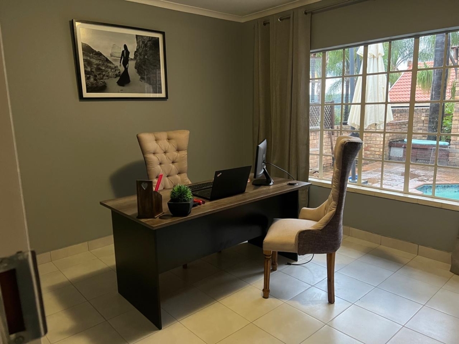 3 Bedroom Property for Sale in Erasmuskloof Gauteng