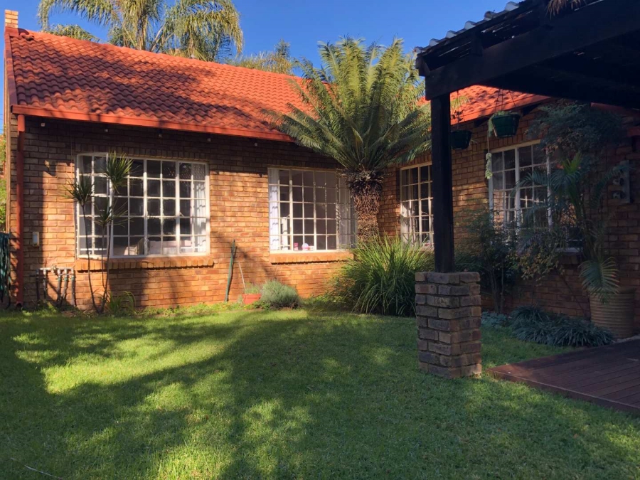 3 Bedroom Property for Sale in Erasmuskloof Gauteng