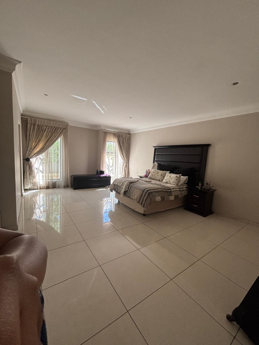 5 Bedroom Property for Sale in Savannah Country Estate Gauteng