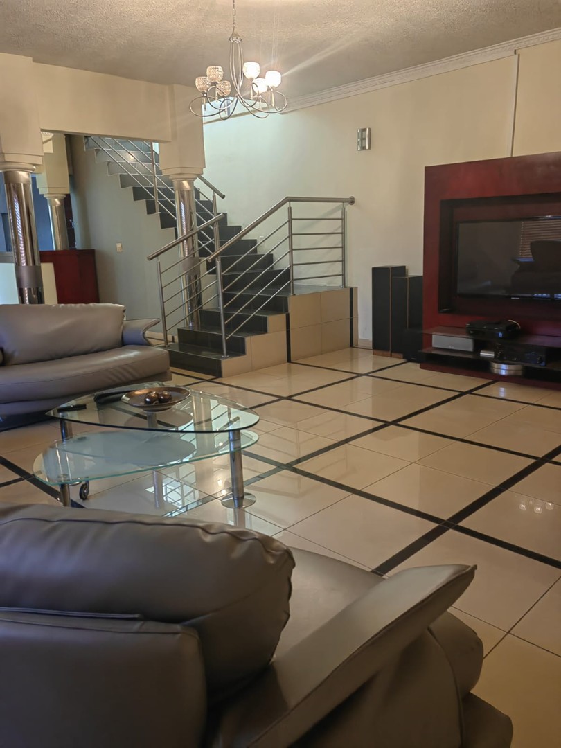 6 Bedroom Property for Sale in Glenvista Gauteng