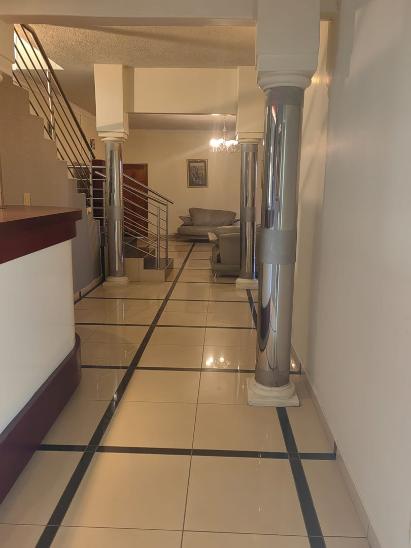 6 Bedroom Property for Sale in Glenvista Gauteng