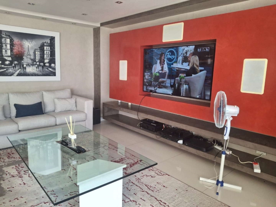 To Let 3 Bedroom Property for Rent in Sandton Central Gauteng