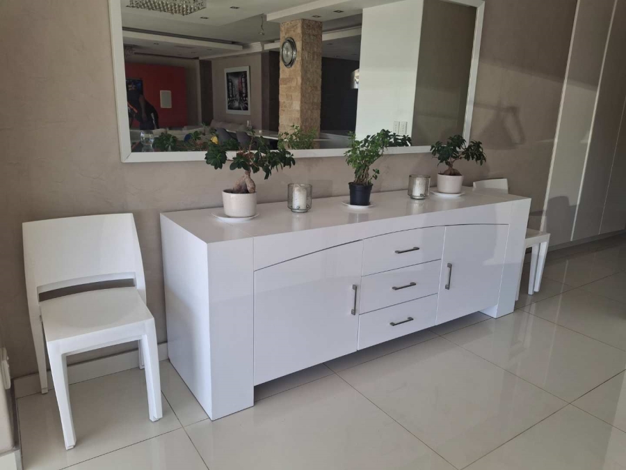 To Let 3 Bedroom Property for Rent in Sandton Central Gauteng