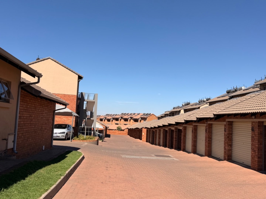 2 Bedroom Property for Sale in Sagewood Gauteng