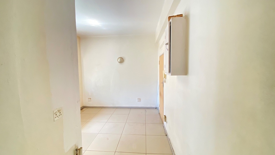 1 Bedroom Property for Sale in Joubert Park Gauteng