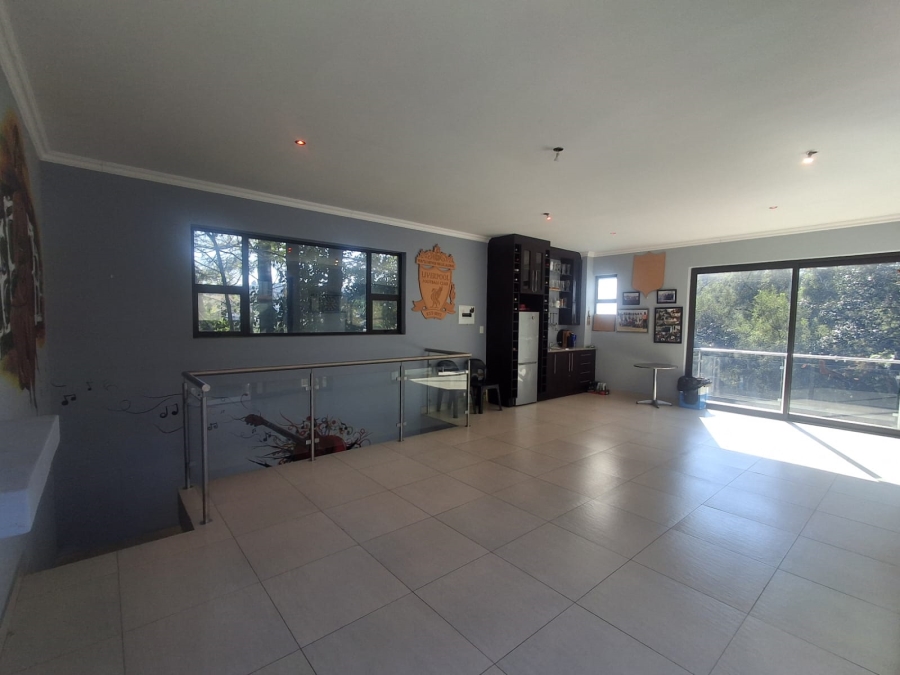 6 Bedroom Property for Sale in Glenvista Gauteng