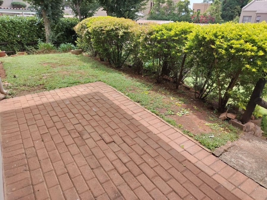 2 Bedroom Property for Sale in Bedford Gardens Gauteng