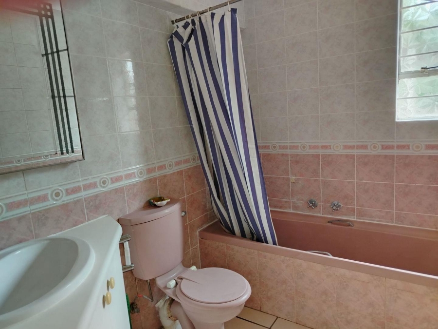 2 Bedroom Property for Sale in Bedford Gardens Gauteng