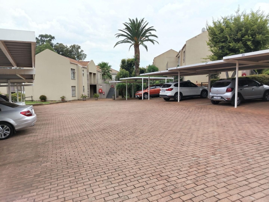 2 Bedroom Property for Sale in Bedford Gardens Gauteng