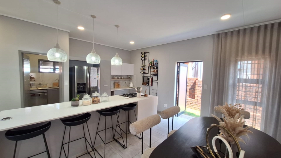 To Let 3 Bedroom Property for Rent in North Riding AH Gauteng