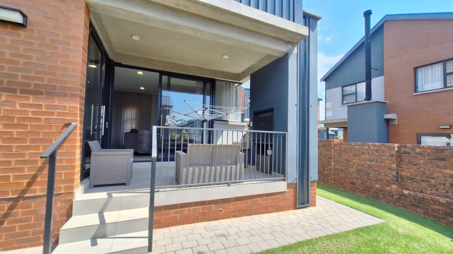 To Let 3 Bedroom Property for Rent in North Riding AH Gauteng