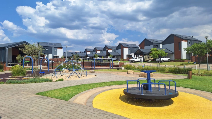 To Let 3 Bedroom Property for Rent in North Riding AH Gauteng