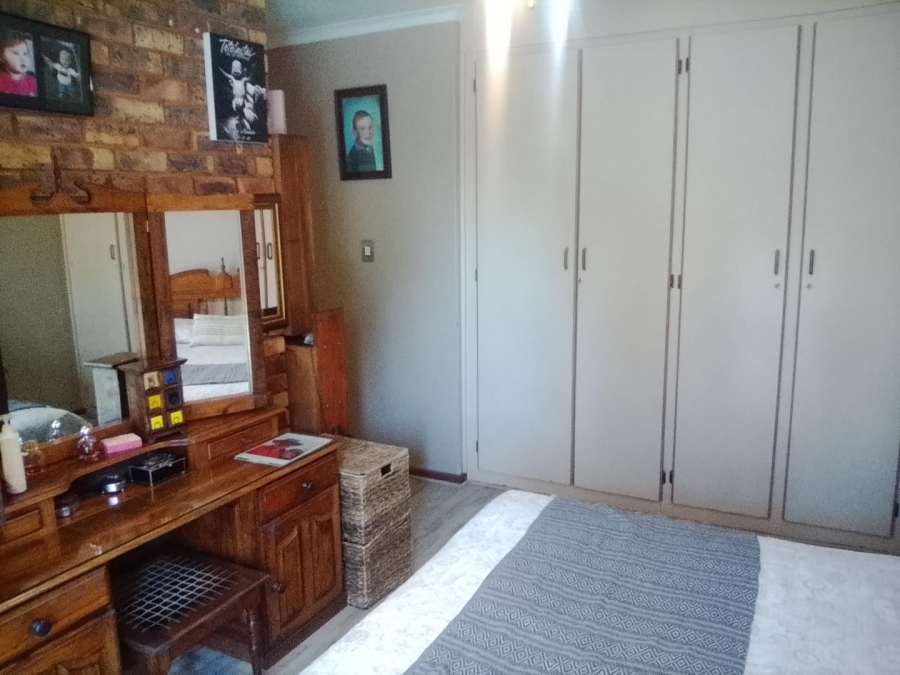 4 Bedroom Property for Sale in The Reeds Gauteng
