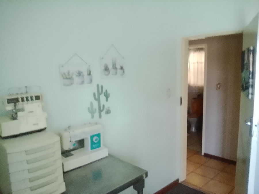 4 Bedroom Property for Sale in The Reeds Gauteng