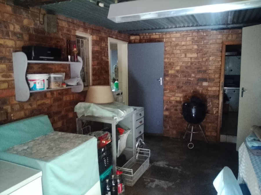 4 Bedroom Property for Sale in The Reeds Gauteng