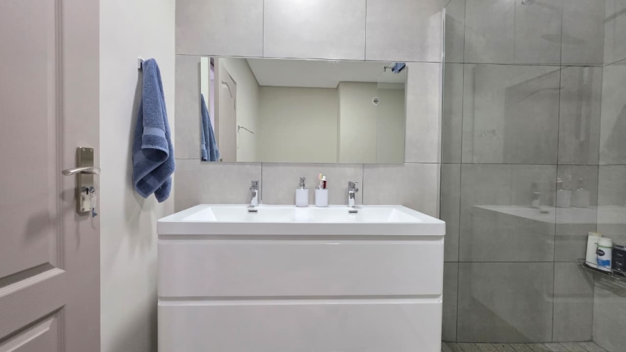 To Let 2 Bedroom Property for Rent in Die Hoewes Gauteng