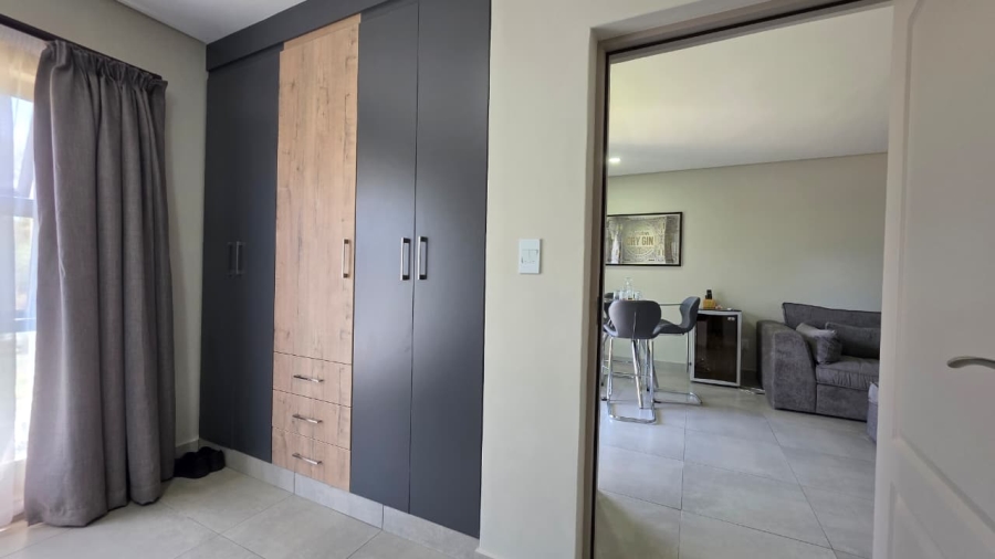 To Let 2 Bedroom Property for Rent in Die Hoewes Gauteng