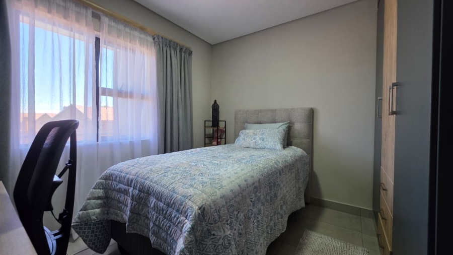 To Let 2 Bedroom Property for Rent in Die Hoewes Gauteng