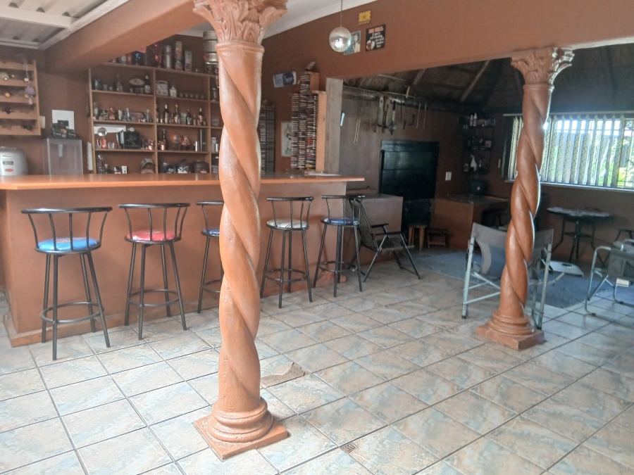 5 Bedroom Property for Sale in Birchleigh Gauteng