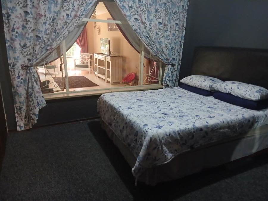 5 Bedroom Property for Sale in Birchleigh Gauteng