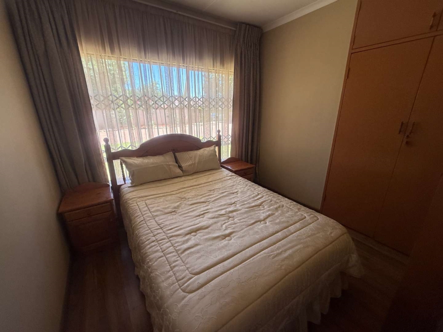 3 Bedroom Property for Sale in Rondebult Gauteng