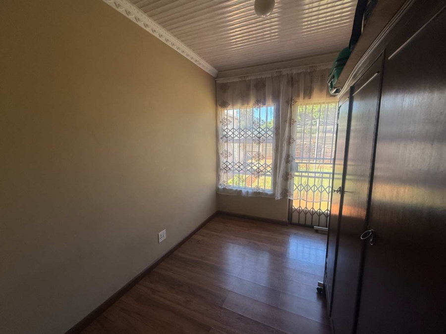 3 Bedroom Property for Sale in Rondebult Gauteng