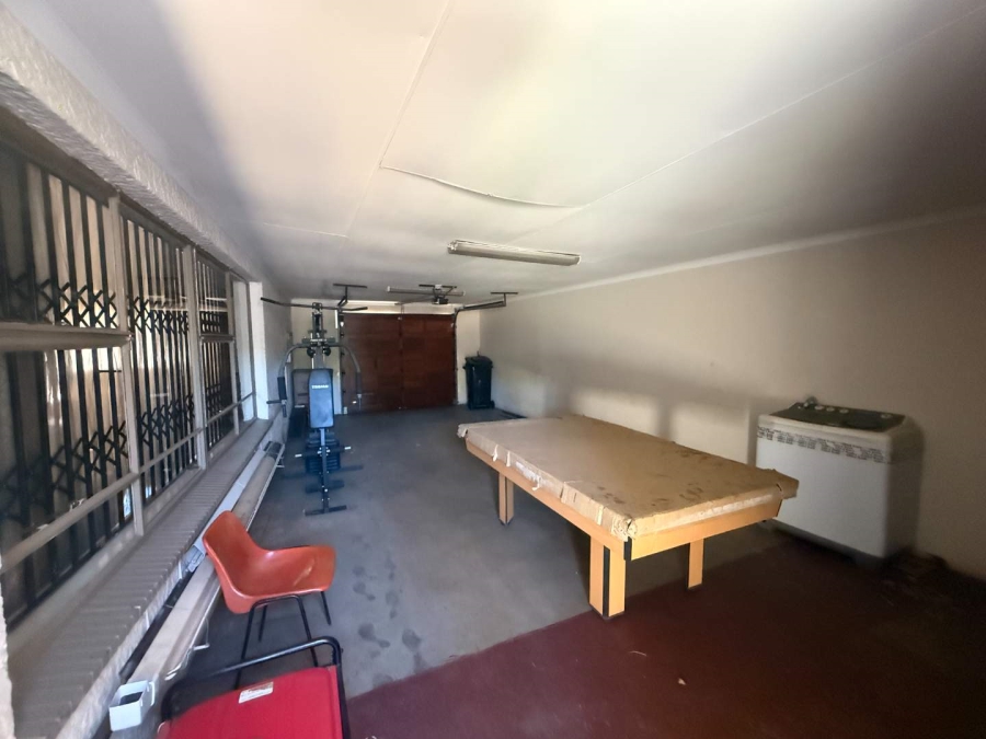 3 Bedroom Property for Sale in Rondebult Gauteng