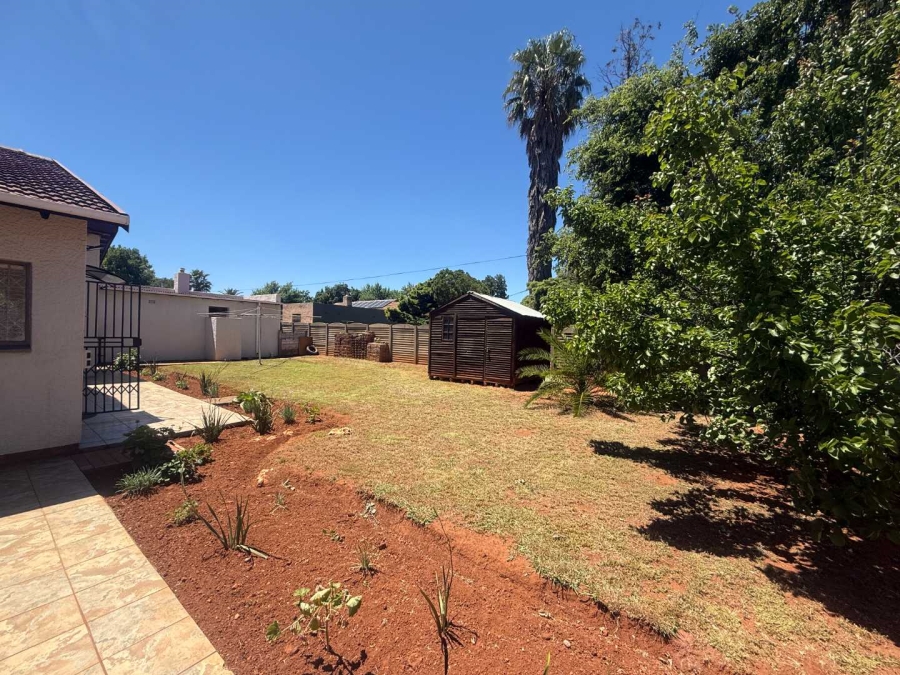 3 Bedroom Property for Sale in Rondebult Gauteng
