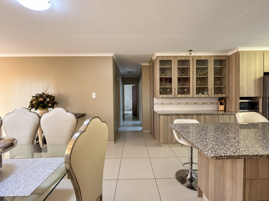 3 Bedroom Property for Sale in Amberfield Crest Estate Gauteng