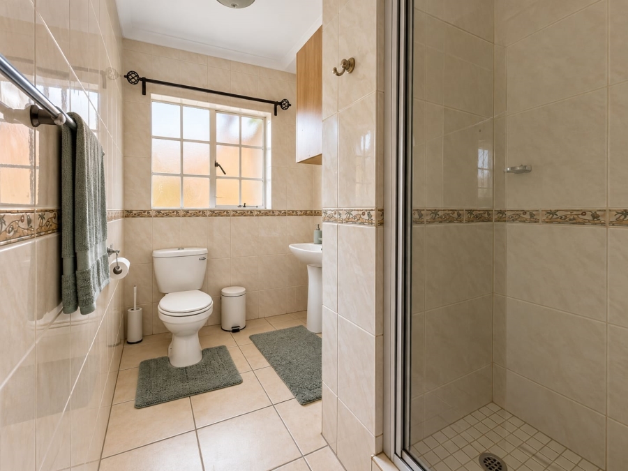 3 Bedroom Property for Sale in Amberfield Crest Estate Gauteng