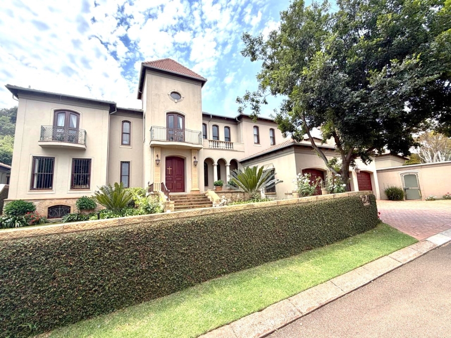 4 Bedroom Property for Sale in Faerie Glen Gauteng