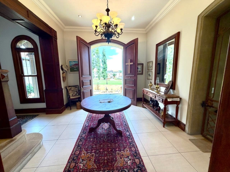 4 Bedroom Property for Sale in Faerie Glen Gauteng