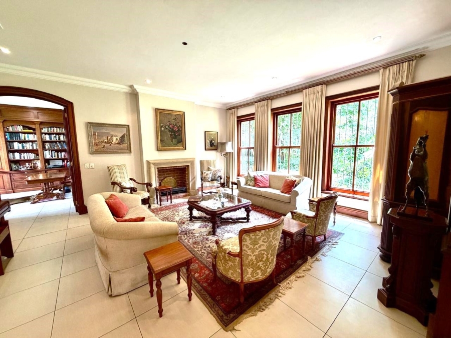 4 Bedroom Property for Sale in Faerie Glen Gauteng